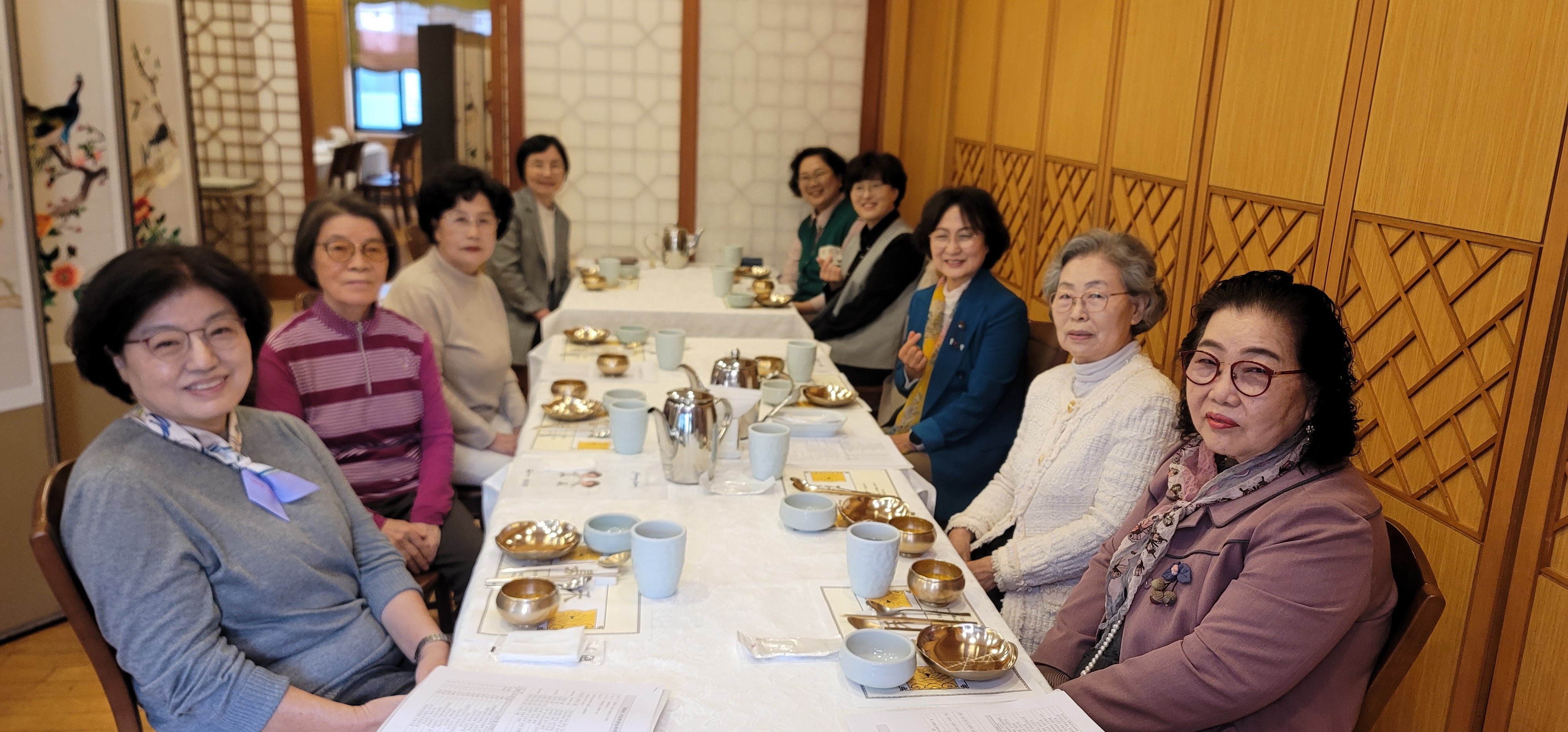 전임회장님과의 간담회 [첨부 이미지1]